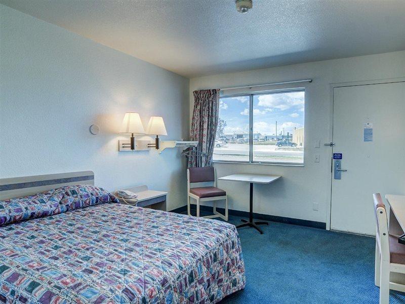 Park Inn By Radisson, Cheyenne Eksteriør billede